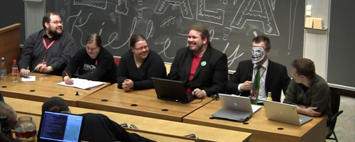 Conconin PJ-paneeli Conconin PJ-paneeli. Mutta kuka lienee Desuconin edustaja?